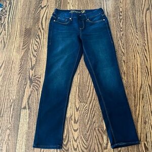 Seven7 Pull Up Jeans